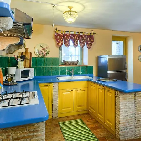 Mekisi Villa